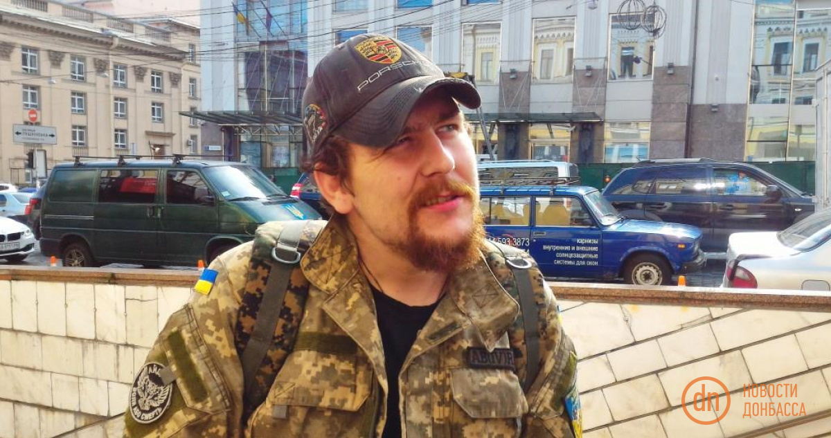 На фото боец батальона «Айдар» Максим Вакуленко.