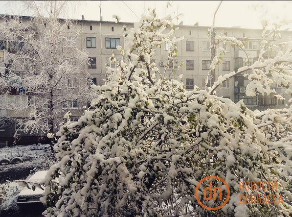 снег в Славянске