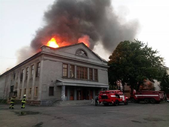 ЧП в Донецкой области: случилось возгорание в кинозале