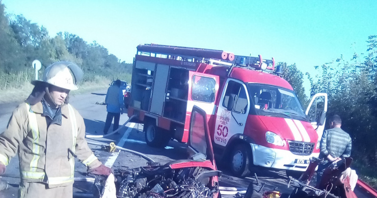 Рейсовый автобус «Москва-Константиновка» столкнулся с автомобилем: погибли 2 человека