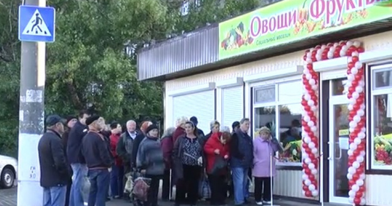 «ДНР» говорит, что пытается заставить предпринимателей снизить цены на продукты