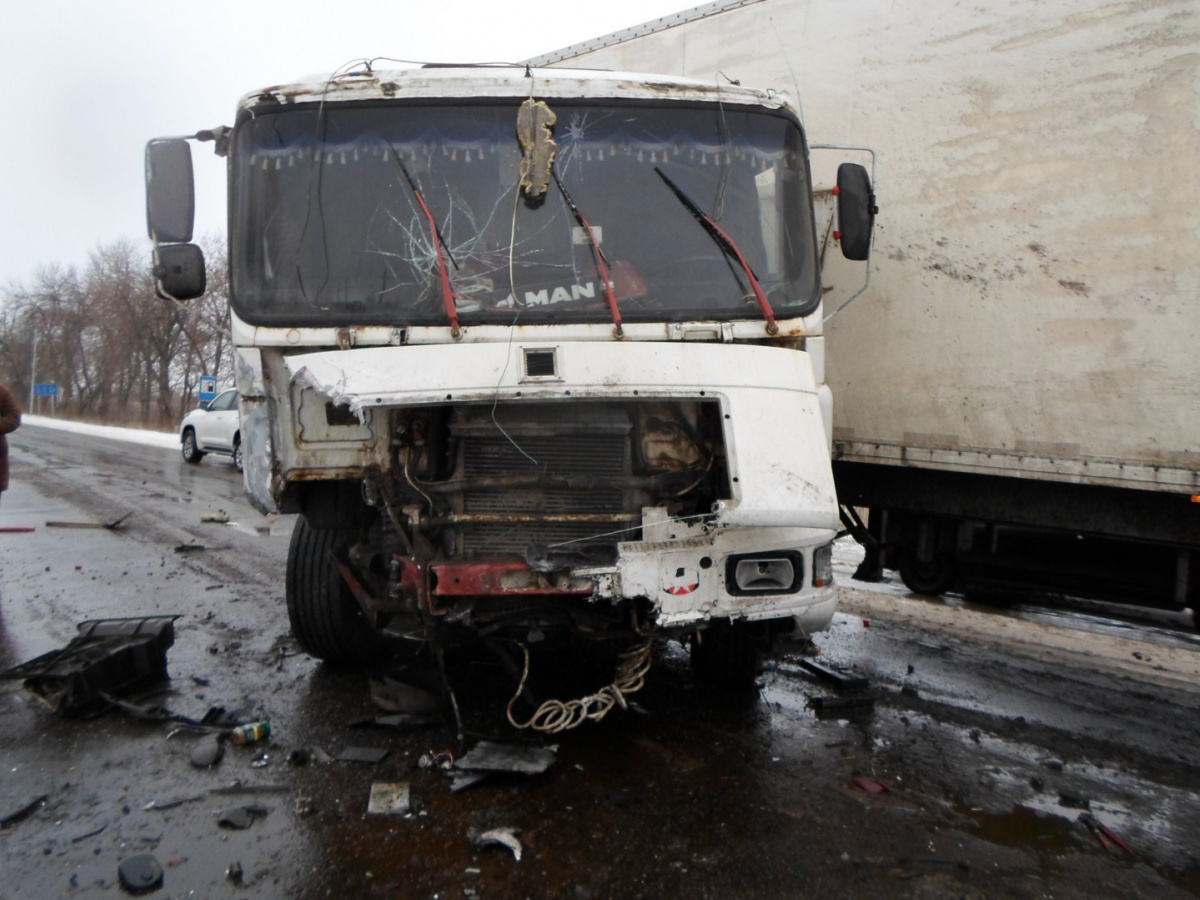 В ДТП на Луганщине погибли 2 человека