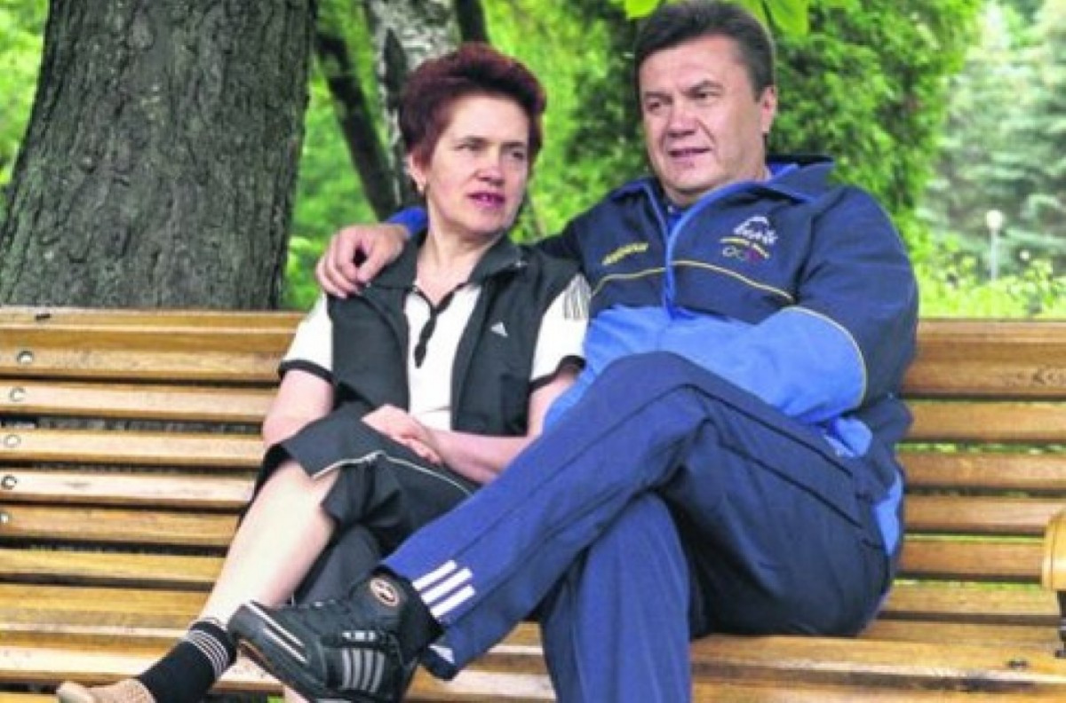 Янукович развелся с Людмилой