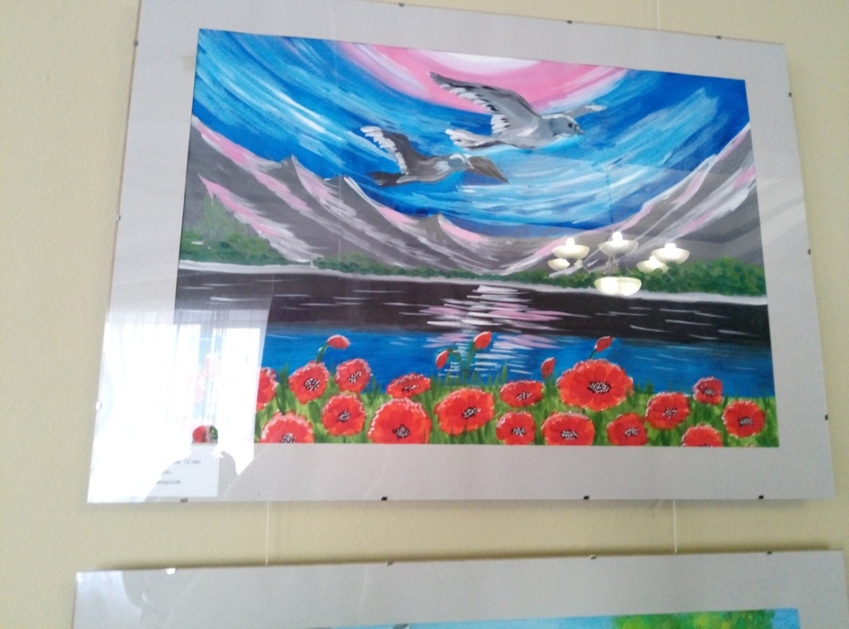 В Донецке выставили рисунки, восхваляющие «ДНР»
