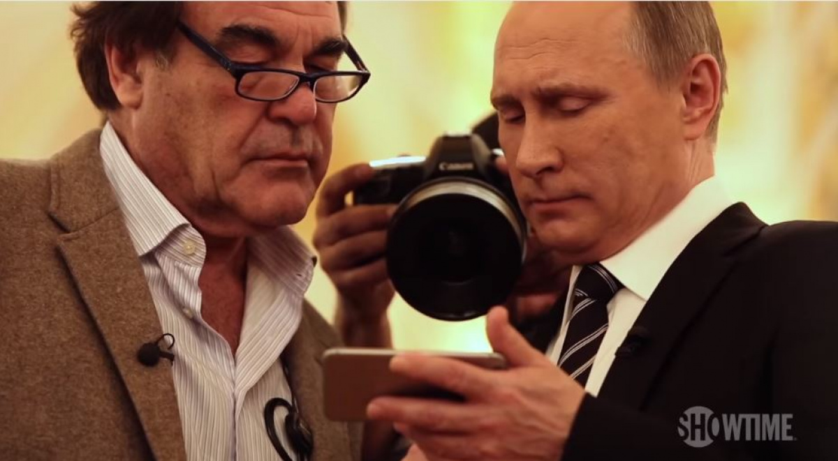 Оливер Стоун (слева) и Владимир Путин. Источник: SHOWTIME