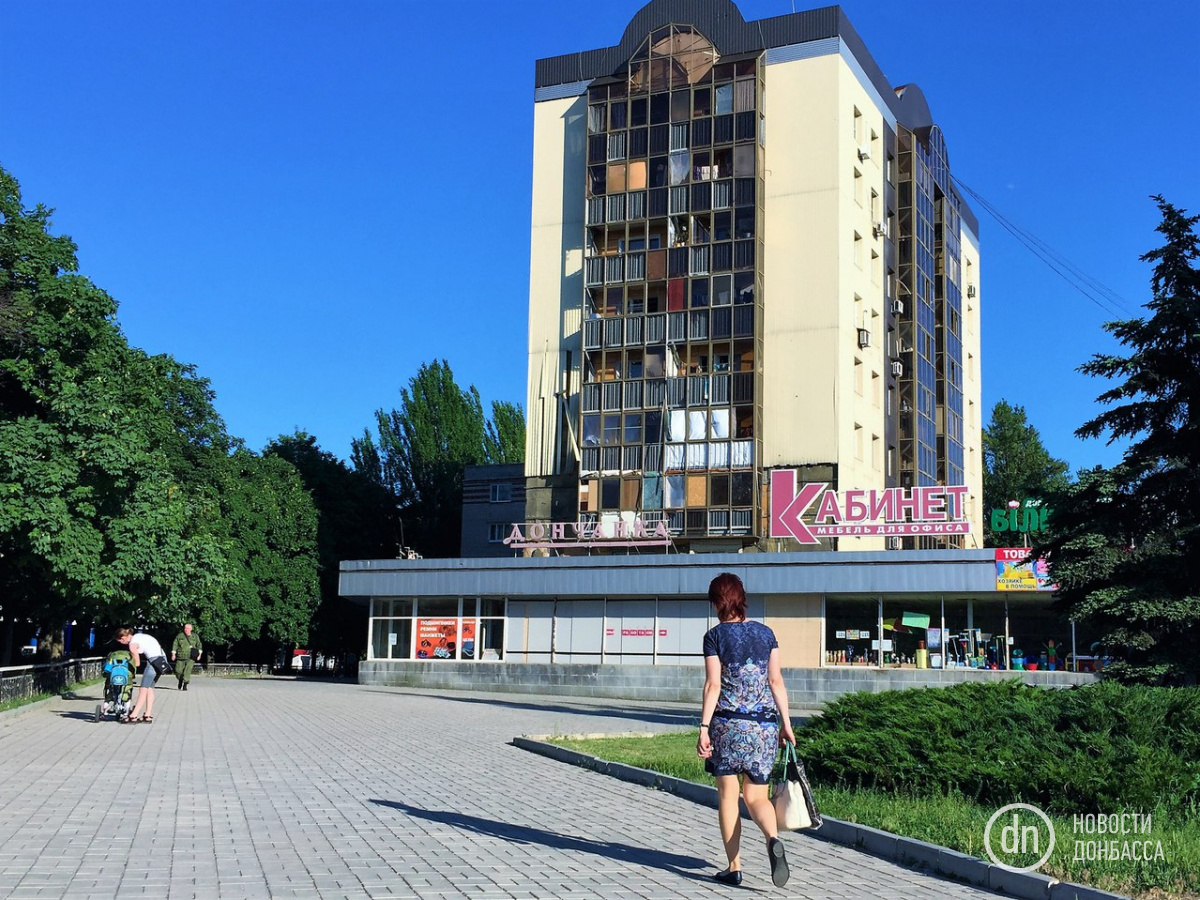 Высотку Донецка так и не восстановили, несмотря на обещания «мэра»