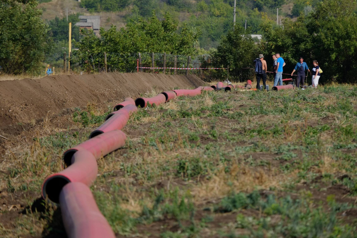 В Авдеевку прокладывают газопровод в обход подконтрольных боевикам территорий (архивное фото). Источник: Павел Жебривский/Facebook