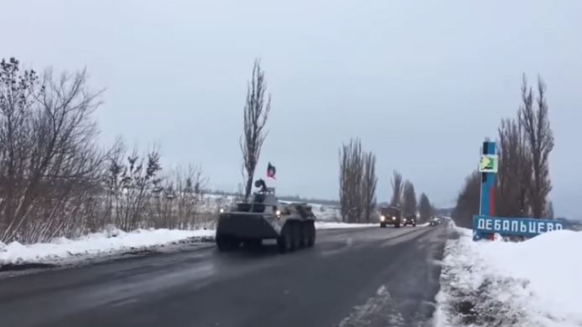 В сети опубликовано видео передвижения военной техники «ДНР». Предполагается, что вернулась из Луганска