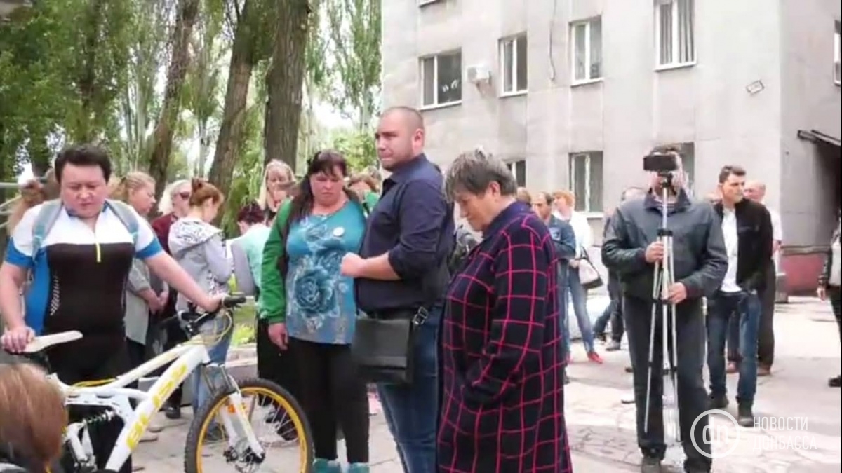 В Покровске на акции протеста требовали восстановить водоснабжение