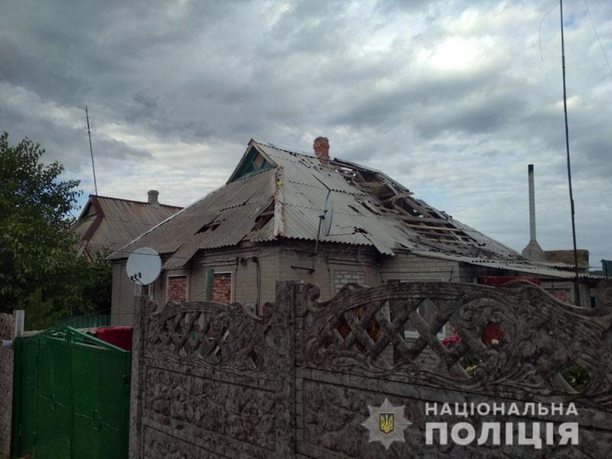 В Авдеевке в результате обстрела повреждены три дома