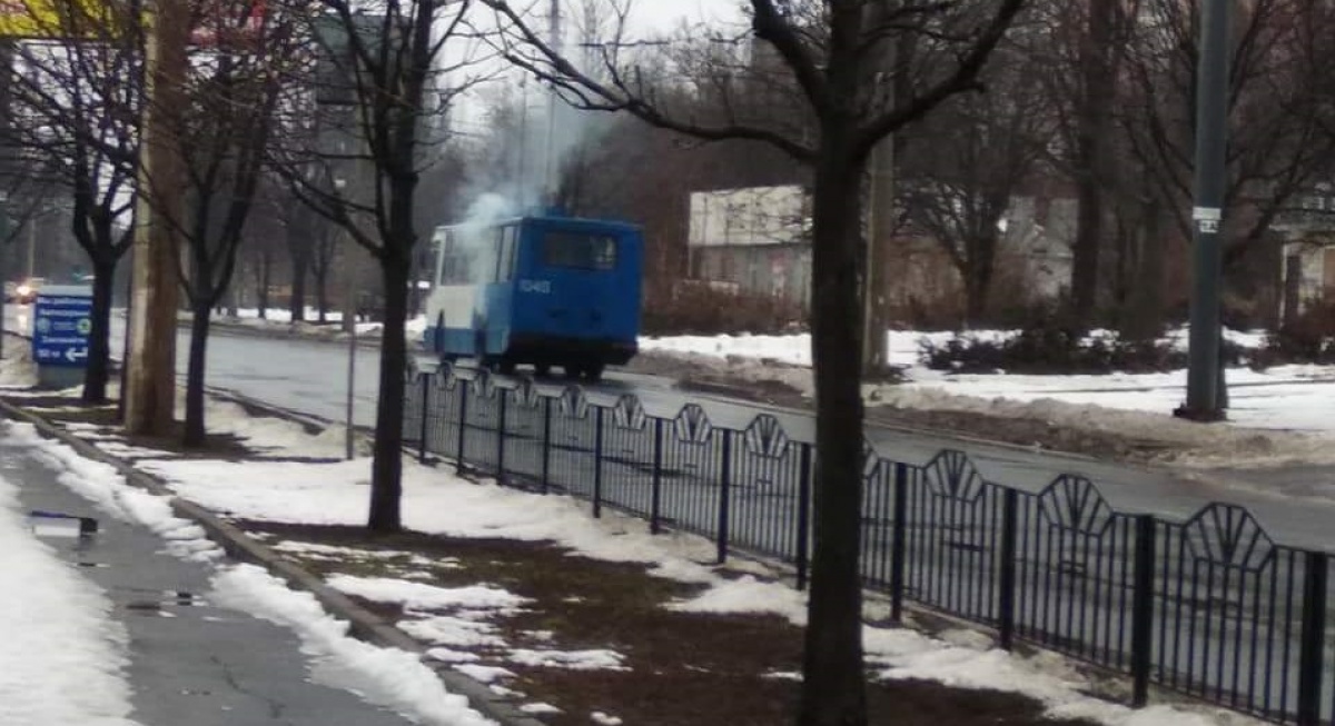 В Донецке задымился троллейбус