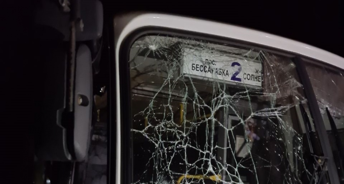 В Горловке повреждены автобусы и троллейбусы в результате обстрела