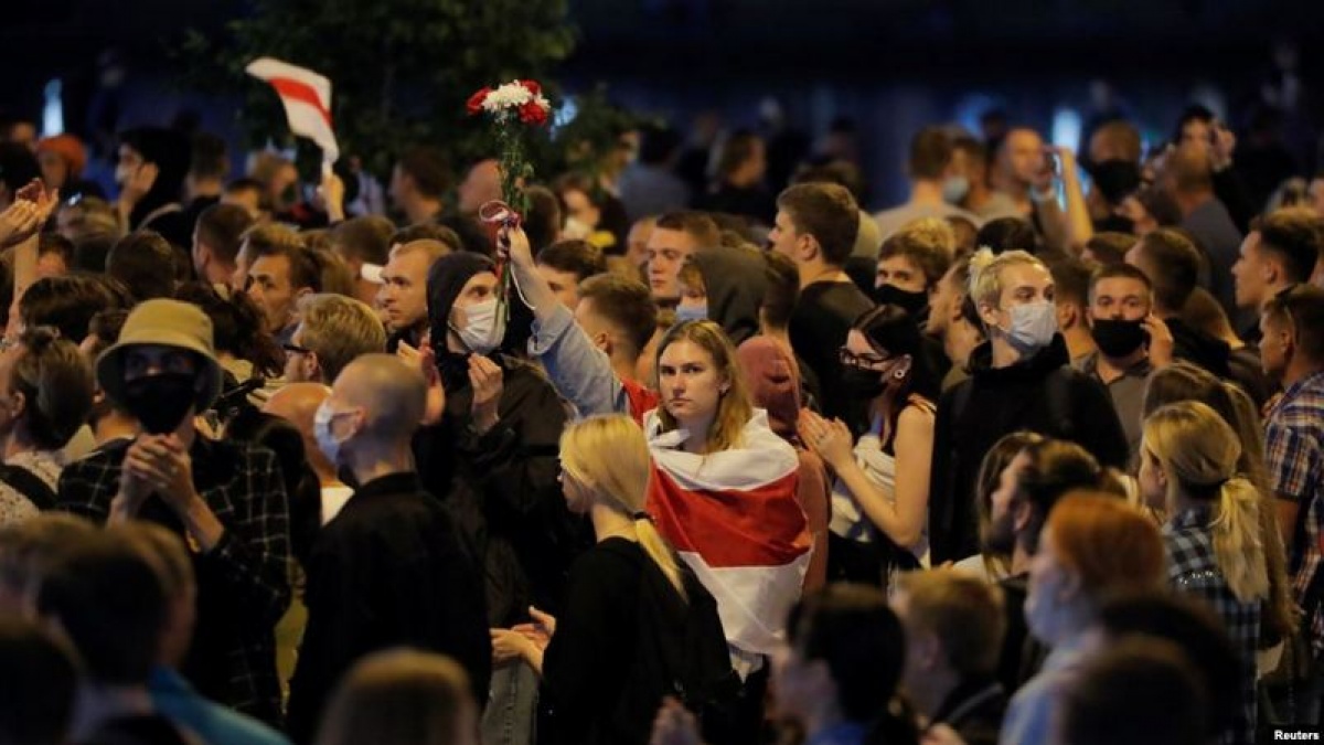 В Беларуси продолжаются протесты. Снова начались задержания