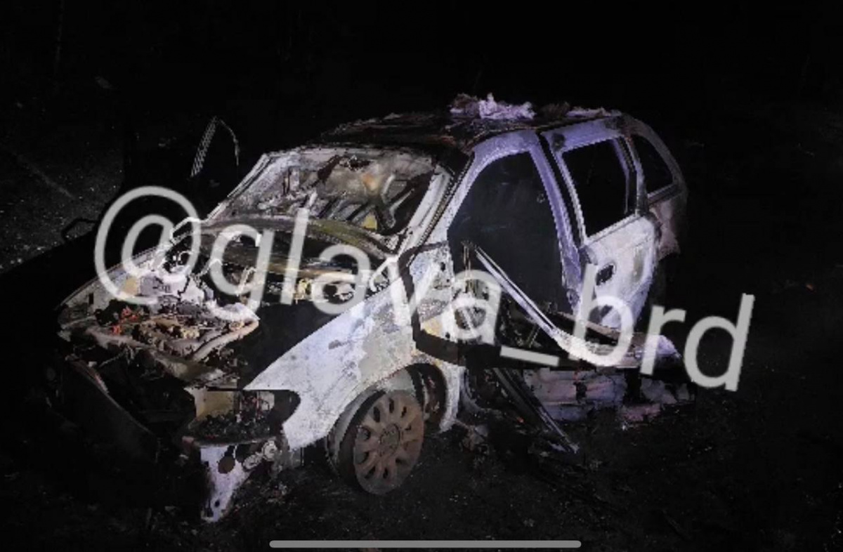 Последствия взрыва автомобиля главы «администрации» Бердянского района. Фото: соцсети