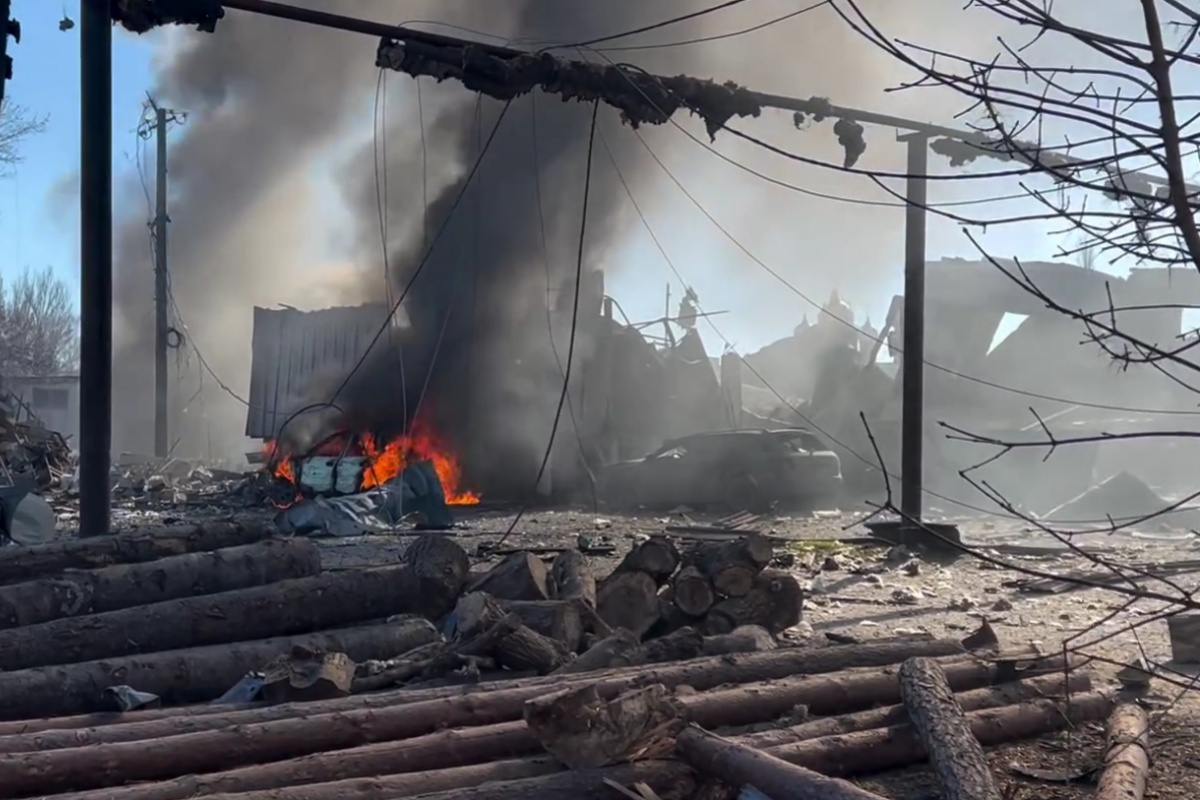 Пожар в Курахово. Фото: кадр из видео