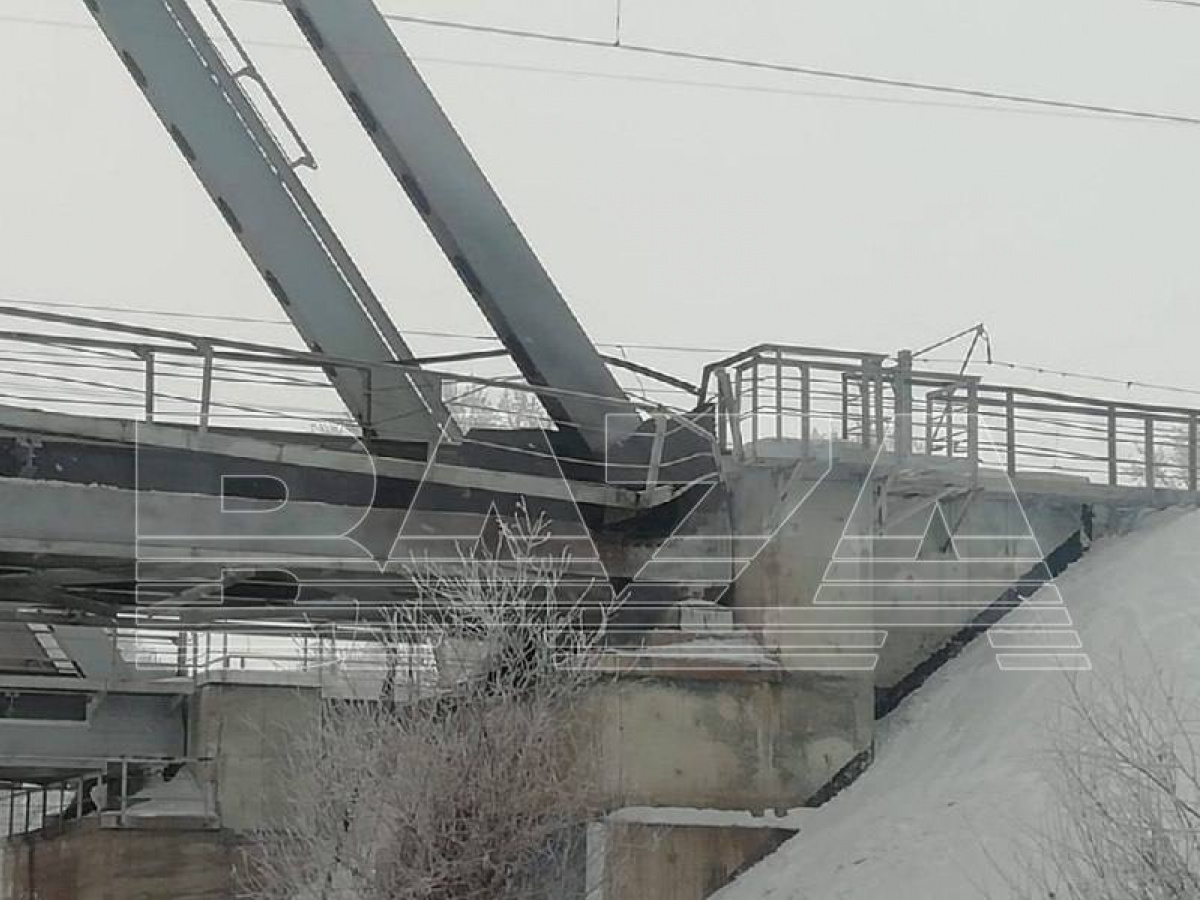 Біля мосту в Самарській області виявили ще один вибуховий пристрій. Фото: Baza
