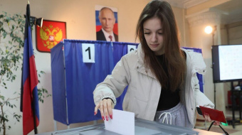 «Вибори Путіна»: як «малювали» голоси на окупованих територіях ►