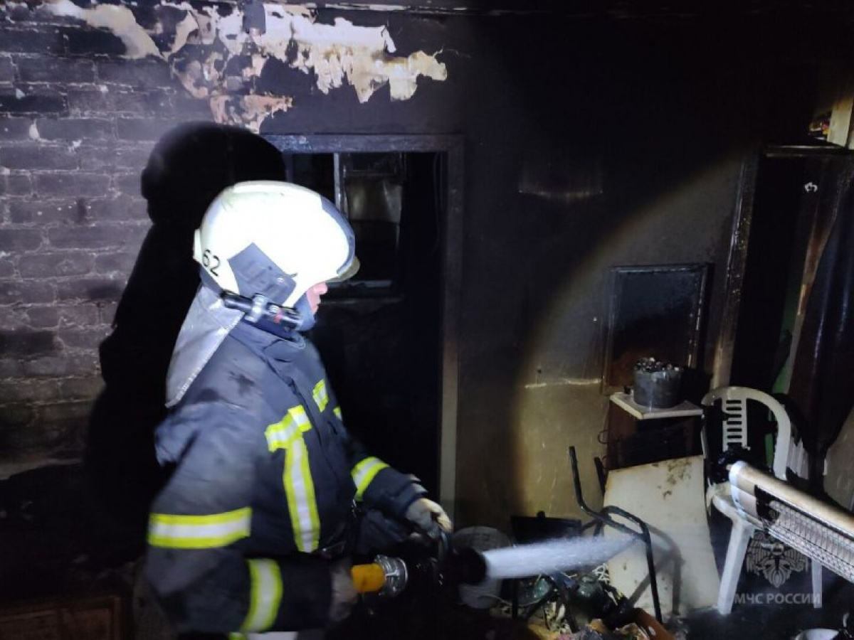 При пожаре в Рубежном погиб мужчина 