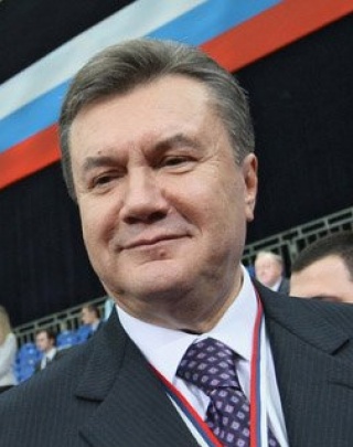 Янукович продолжает верить в 
