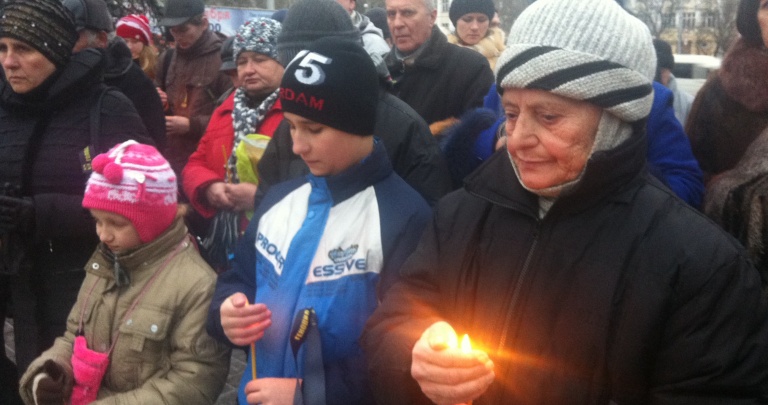 Донецк почтил минутой молчания жертв Голодомора-геноцида ВИДЕО