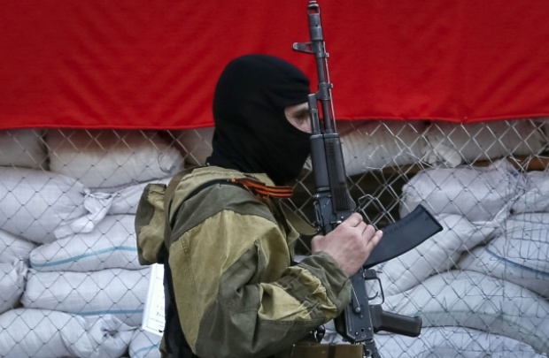 Террористы в Славянске вооружены новейшим российским оружием, - боец Нацгвардии