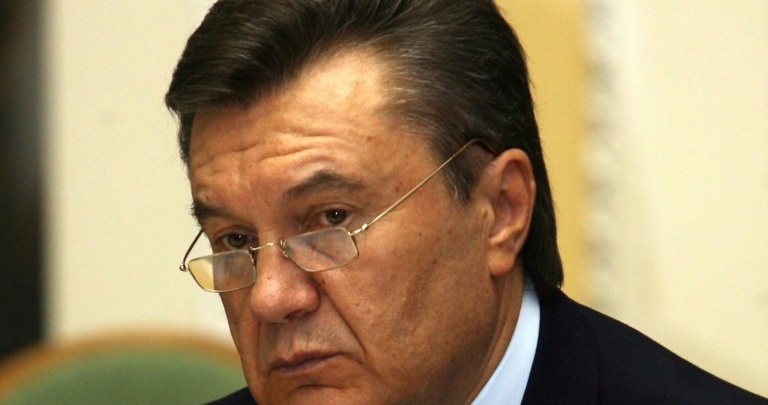 Януковича просят подписать контракт с избранным ректором ДонНУ