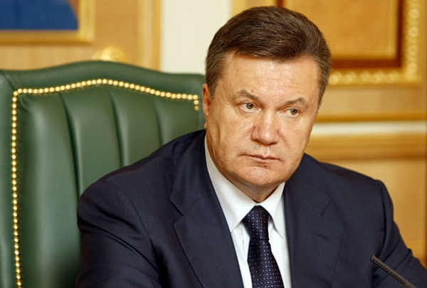Янукович усилил роль местных властей