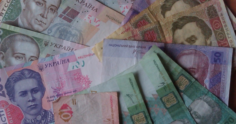 По внешнему долгу Украина выплатила кредитов и процентов на 26,7 млрд. грн