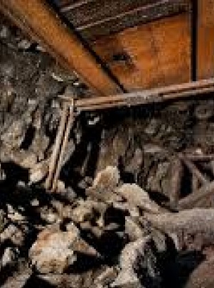 На Луганщине в шахте под завалами ищут горняков