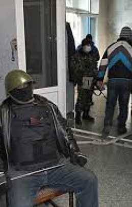 В Донецкой области боевики ДНР осуществили нападения на ОИК в Донецке и в Шахтерске
