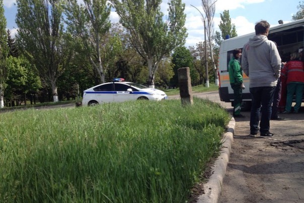 В Енакиево столкнулись иномарка и автомобиль с боевиками «ДНР»