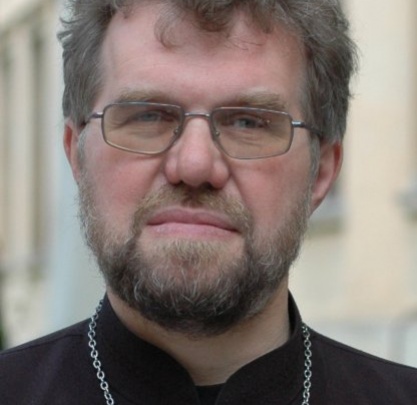 Священник УГКЦ извинился за поведение представителя Московского патриархата возле Десятинной церкви
