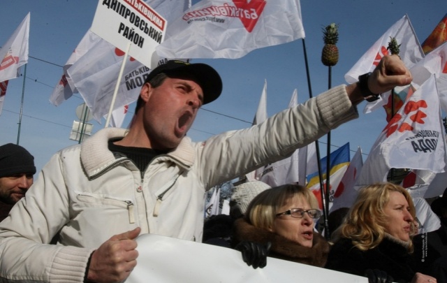 Людей не пропускают в Донецк на акцию оппозиции
