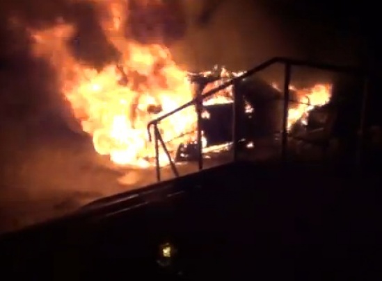 В Донецке сожгли машину активиста 