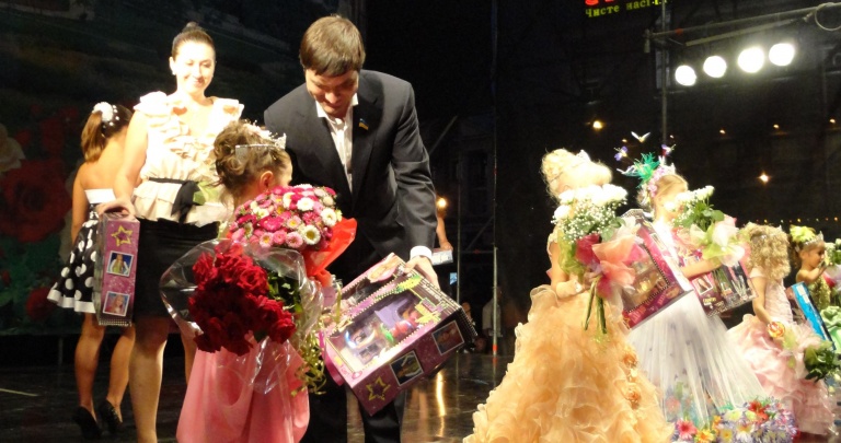В Донецке состоялся конкурс «Мисс малышка — 2011»