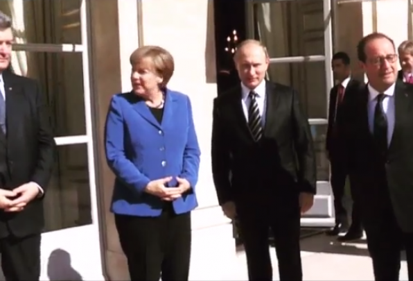 Меркель и Олланд о переговорах по Донбассу: амнистия, рукопожатие Путина и Порошенко, возврат границы в 2016 году