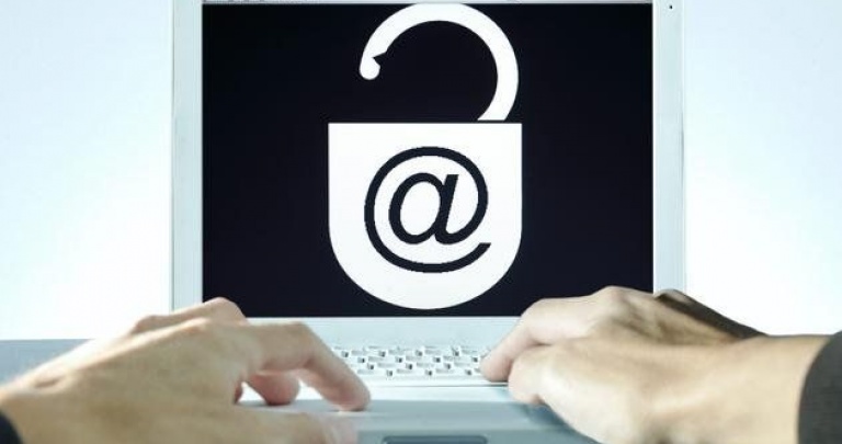 Группировка «ЛНР» пожаловалась на взлом электронных ящиков хакерами
