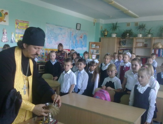 Группировка «ЛНР» ввела православие в обязательный курс школьной программы