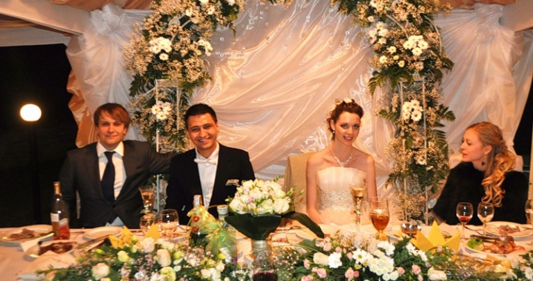 Свадьба в роду Ландиков: жемчуг от Тимошенко, Бентли от дяди, Кристина Агилера и охрана с пулеметами