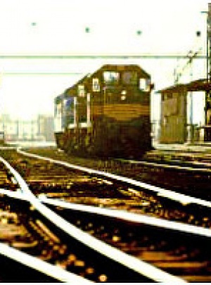 Донецкая железная дорога недополучает миллионы гривен за перевозку 