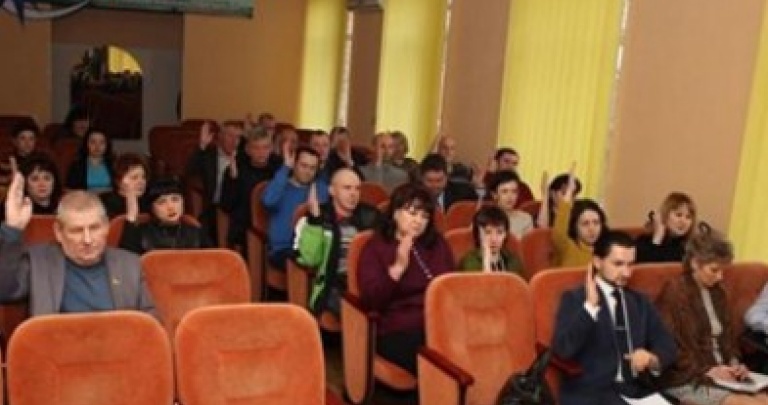 Активные VS пассивные депутаты Димитрова: Как новые избранники горсовета посещают сессии