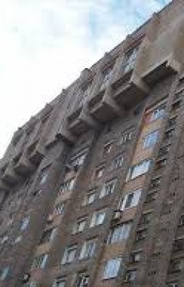 Медработники, учителя и госслужащие Донецка получили квартиры от государства
