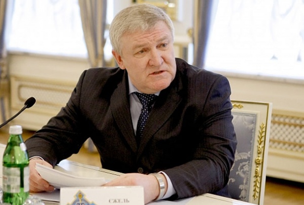 Министр обороны Ежель хочет отобрать у России крымские маяки