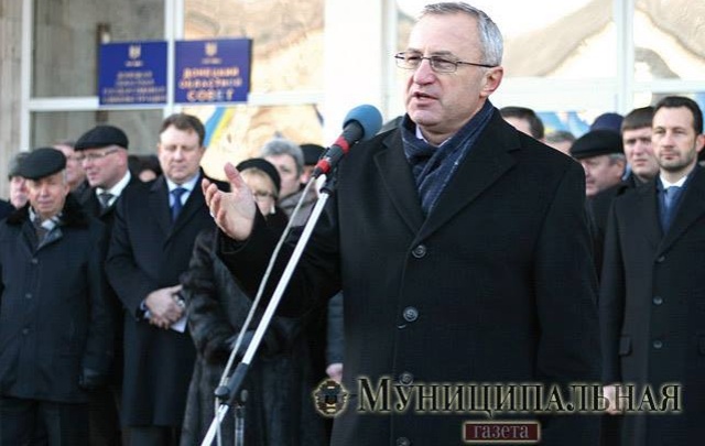 Секретарь Донецкого горсовета будет общаться на украинском языке
