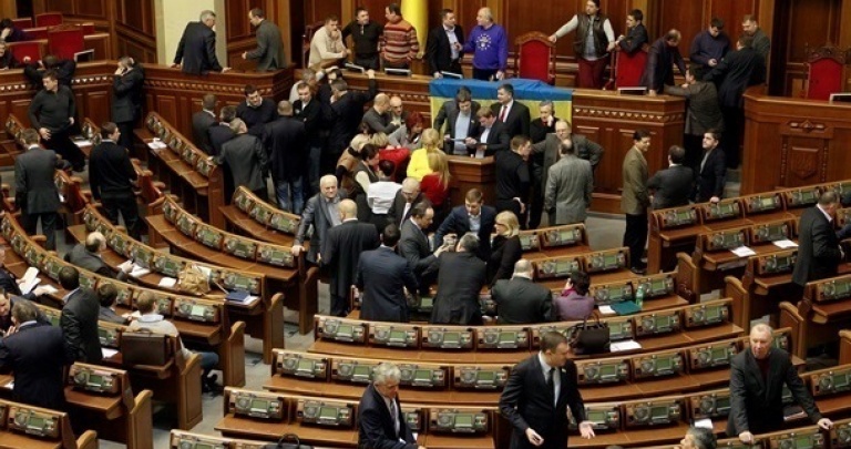 Как депутаты выполняют парламентский долг ИНФОГРАФИКА