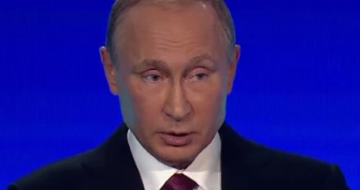 Путин предпочел молчать об Украине, пока не спросят