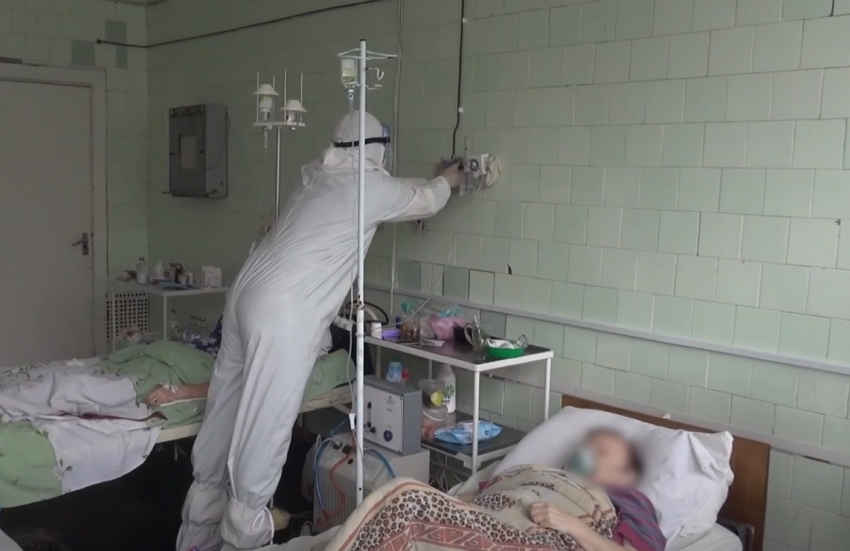 COVID-19 в Донецке: «ДНР» говорит, что «все под контролем», но лекарств и медиков не хватает