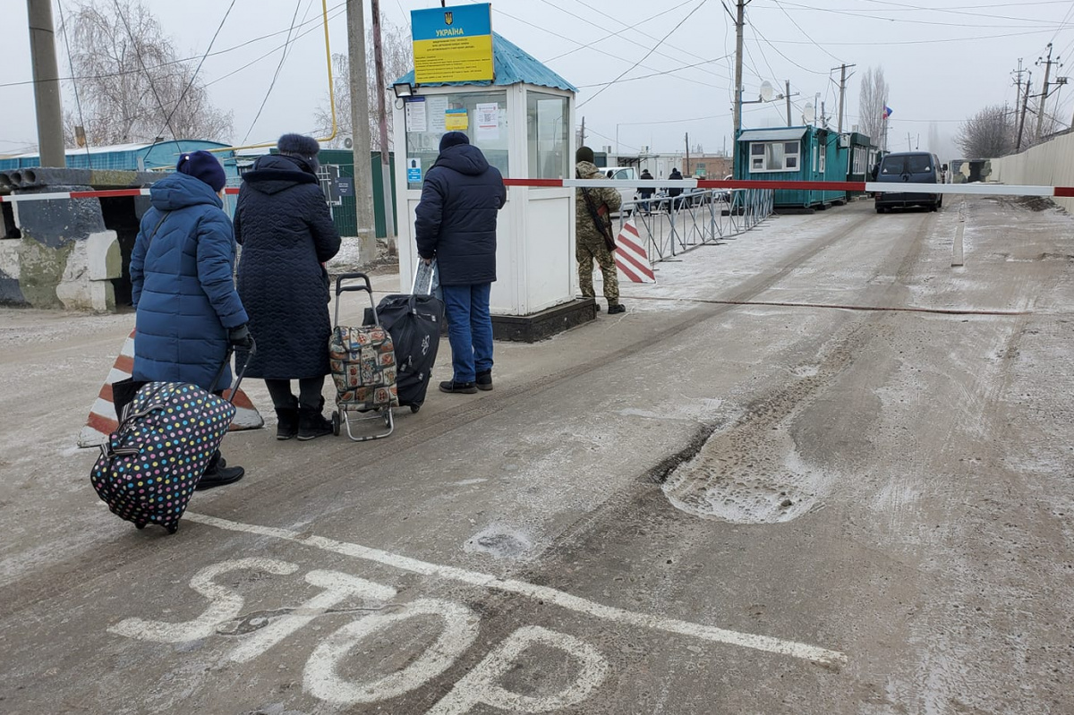 Выехать из Донецка через Россию и получить штраф. Изменится ли ситуация?