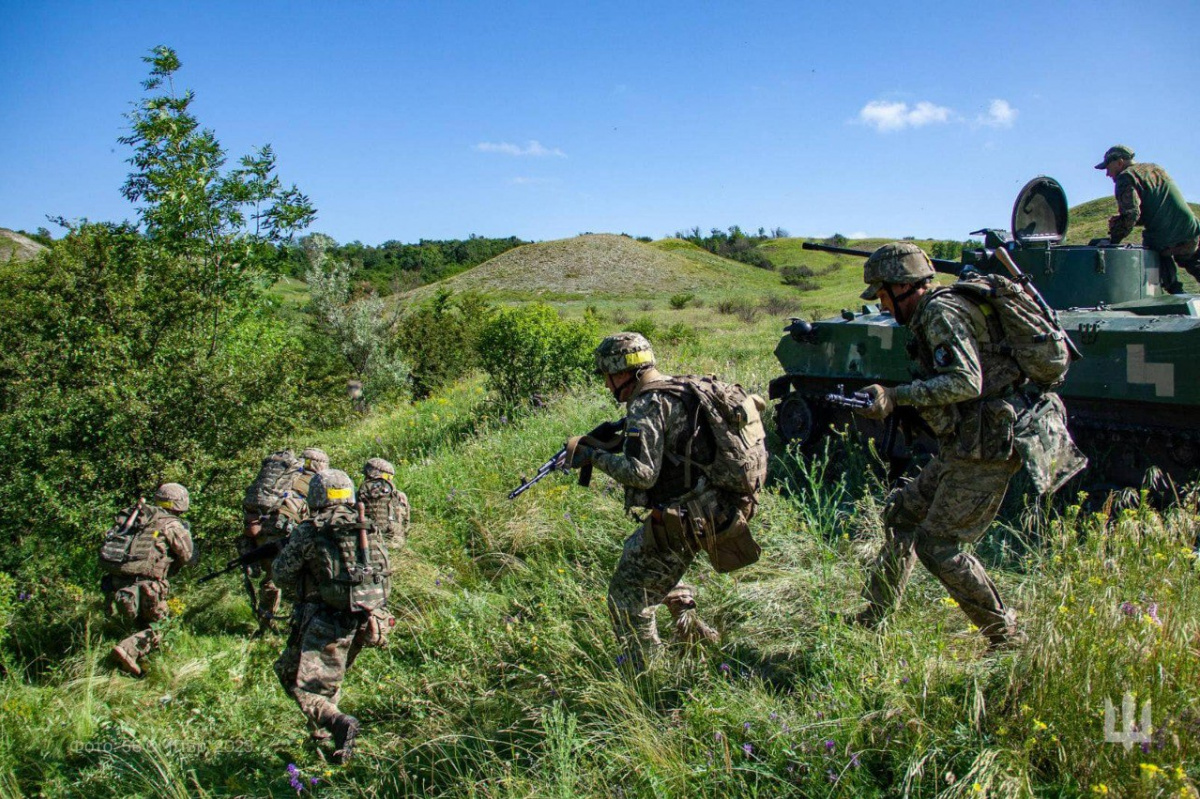 Про результати наступу українських військ ще рано робити висновки, кажуть експерти. Ілюстративне фото: Сухопутні війська ЗСУ