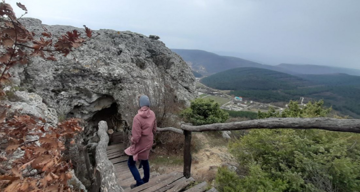 Крымчанка, которая выехала с оккупированного полуострова и впервые получила украинский паспорт. Фото из личного архива героини.